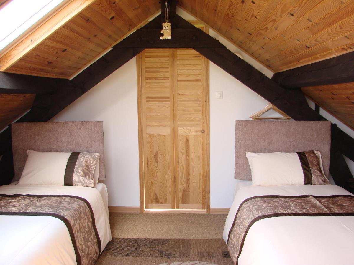 La Blanche Roche Bed and Breakfast Sourdeval Exteriör bild